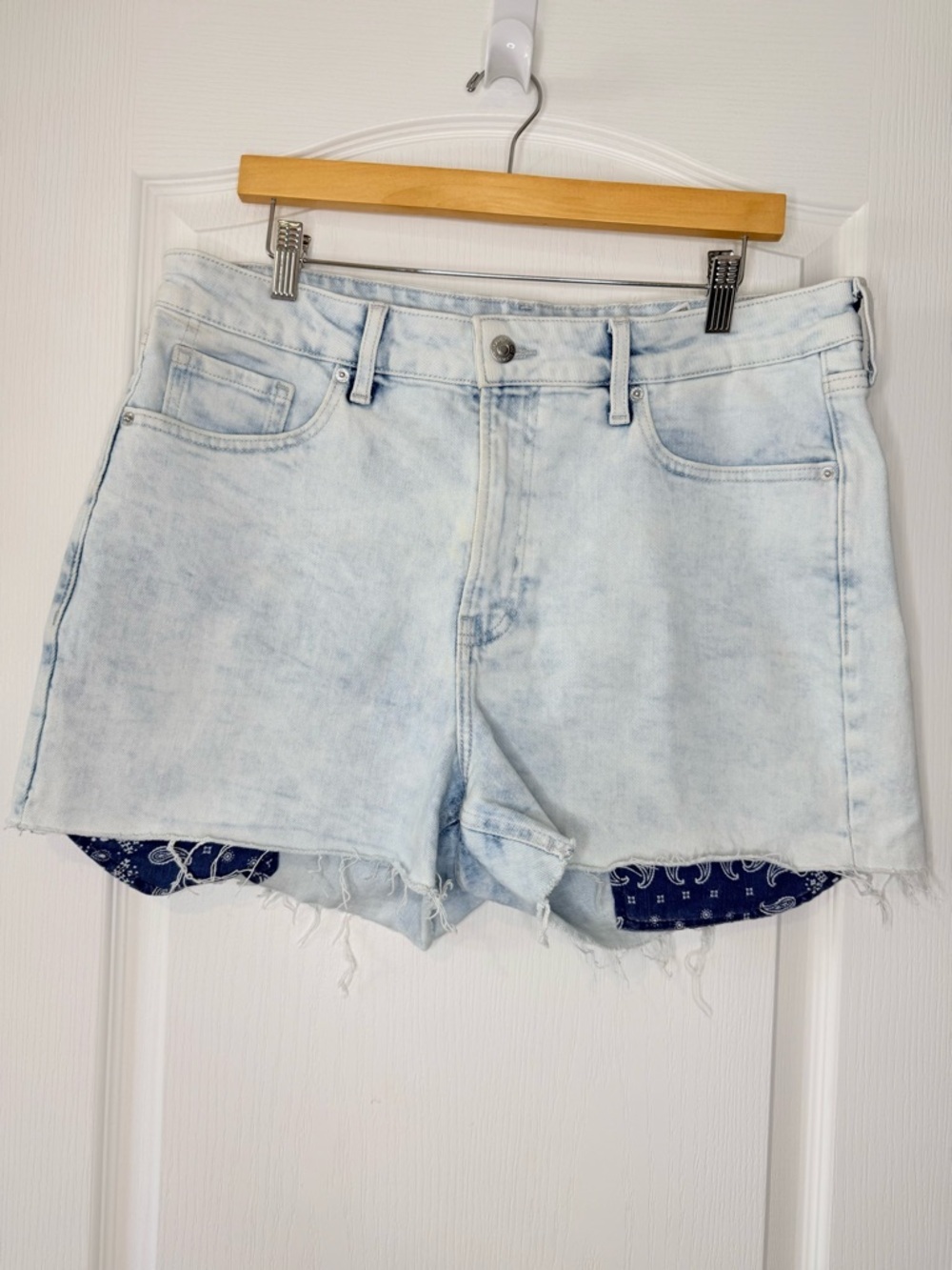 Old Navy Light Blue Denim Shorts with Navy Bandana Trim